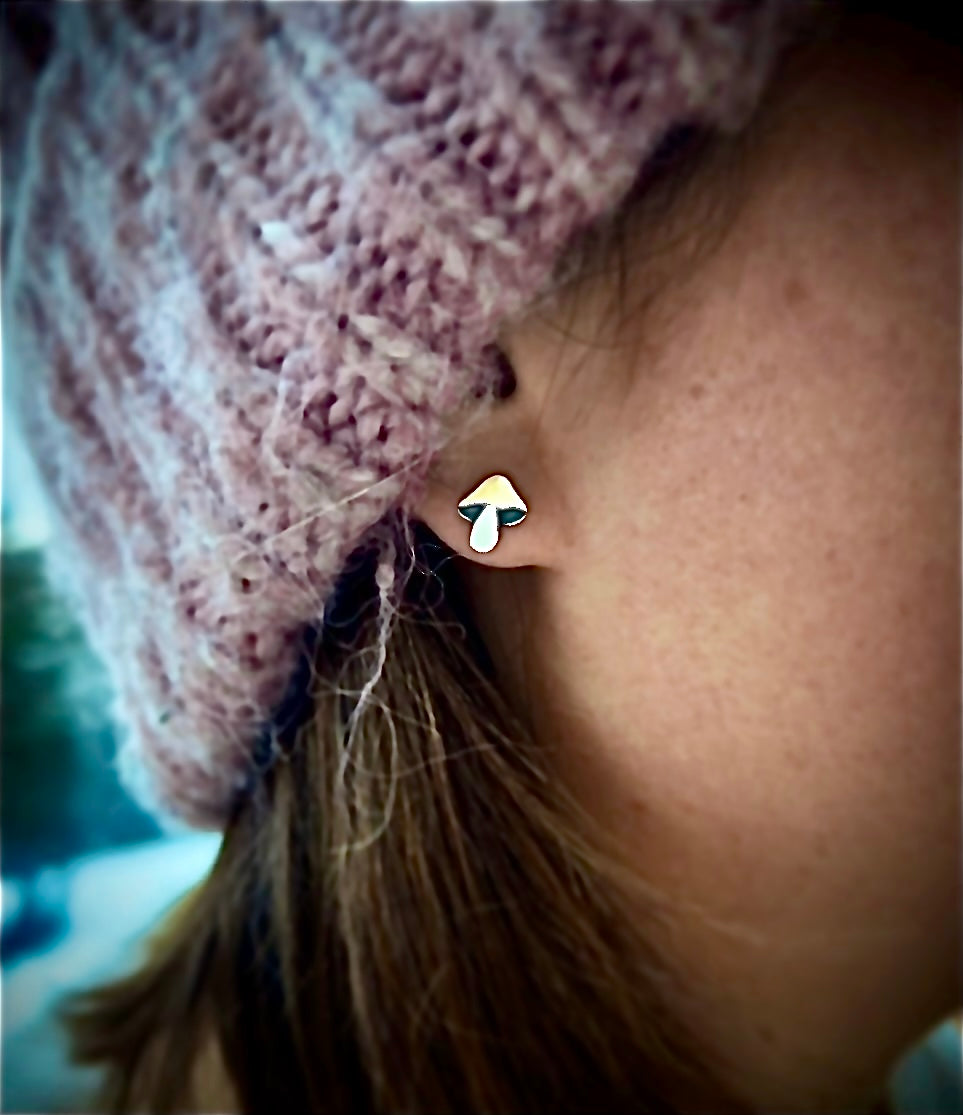 Mushroom Studs