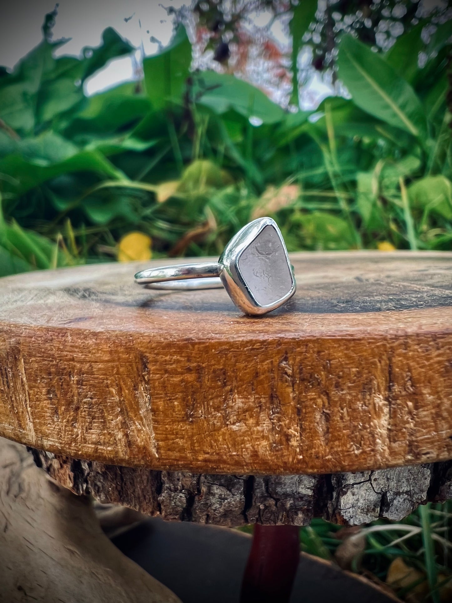 Droplet Seaglass Ring (Clear/White)